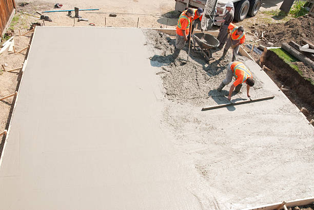 Best Concrete Driveway Installation in Harlan, IN